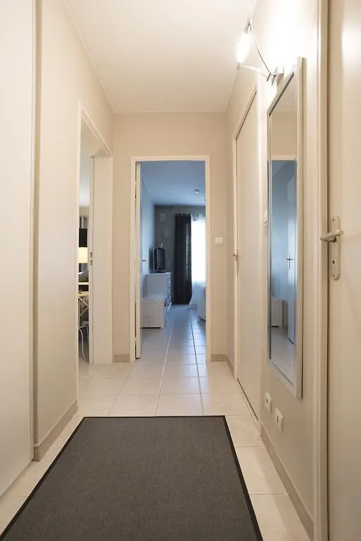 Les Gemeaux Apartment Avignon France