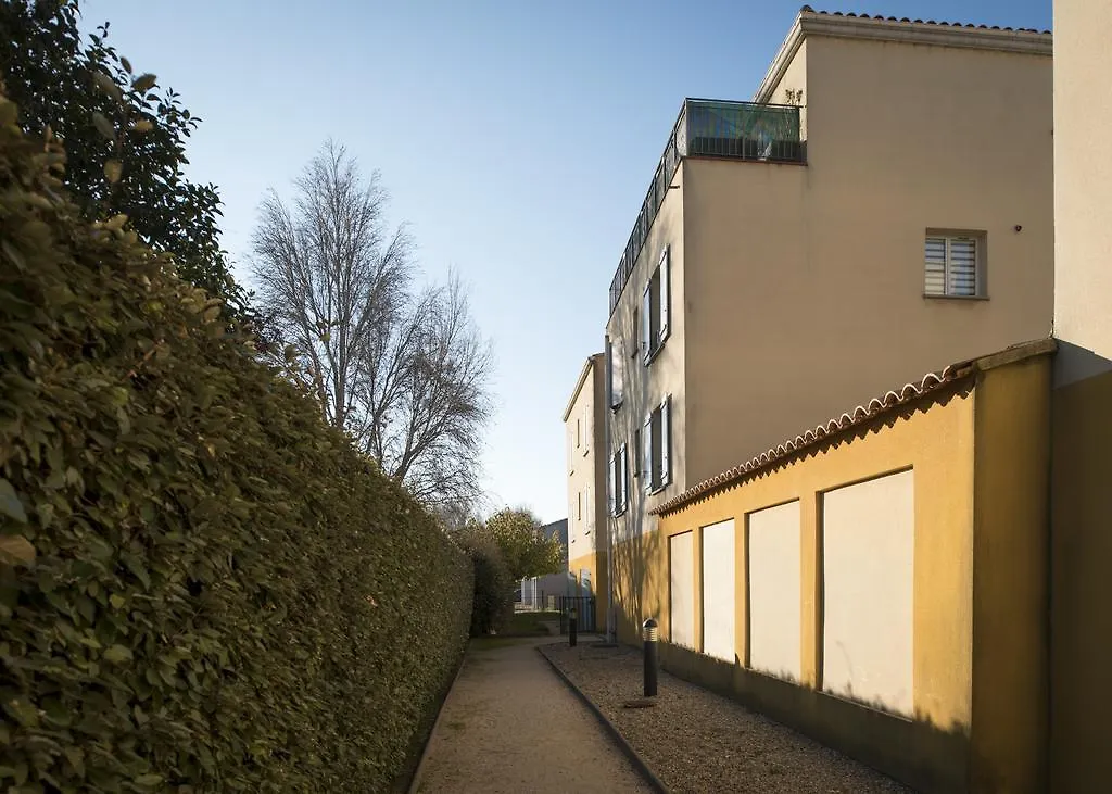 Apartment Ferienwohnung Les Gemeaux Avignon
