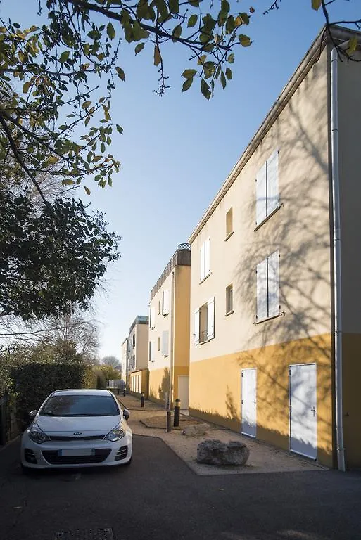 Apartment Ferienwohnung Les Gemeaux Avignon