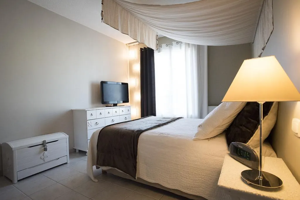 Apartment Ferienwohnung Les Gemeaux Avignon Frankreich
